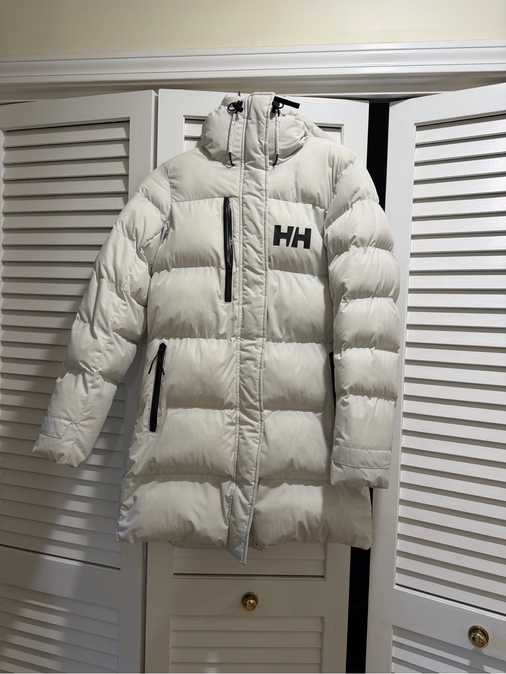 Helly Hansen Off-White women’s Puffer Coat with Hood